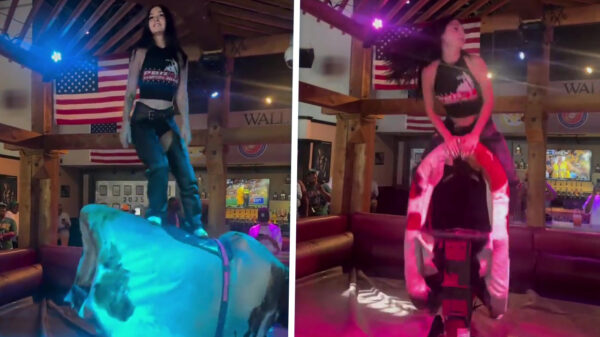 Professionele stierenrijdster temt moeiteloos deze mechanische stier