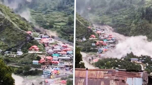 Vloedgolf verwoest Indiaas bergdorp Dharali, tientallen mensen vermist