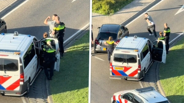 Opgefokte flapdrol in Schiedam is pislink op de politie en draait volledig door