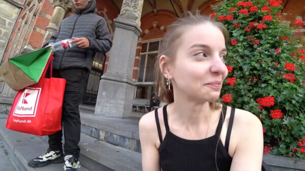 Statiegeldflesjes worden tegenwoordig gewoon 'uit je handen' gegraaid