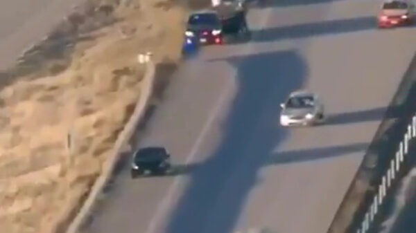 Politieagenten met spijkermatten moeten nog even leren mikken