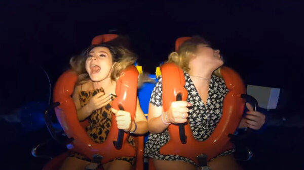 Met een zomerjurkje in de slingshot stappen is vragen om 'problemen'