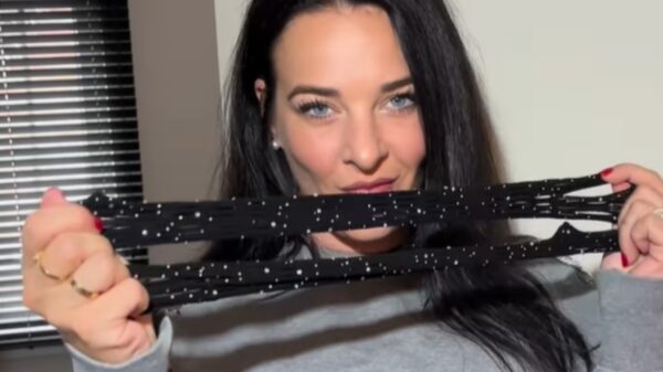 Nicolleke verschijnt in pikant visnetsetje en de reacties gaan weer alle kanten op