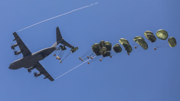 Nederlandse hulpvluchten boven Gaza liggen stil door kapotte Hercules