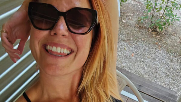 Hangborsten, scheerbultjes en striae, het maakt Marije Knevel niets uit!