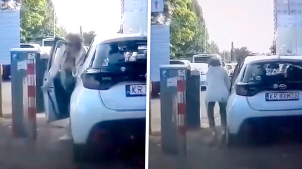 Mocht je nog twijfelen of oma capabel genoeg is om te autorijden: NEE