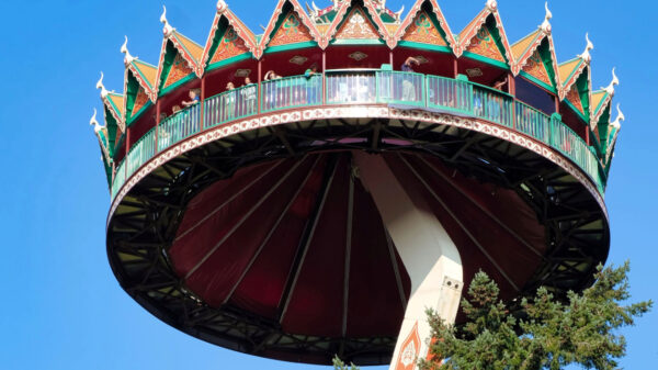 Efteling is de kritiek spuugzat en schrapt controversieel logo van attractie