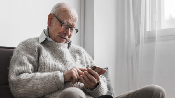 Op vakantie een gesprek aangaan met opa verandert in eenrichtingsverkeer