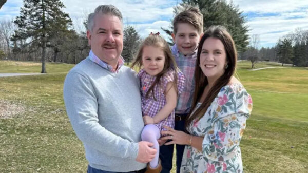 Moeder post verontrustende video op TikTok, brengt haar gezin 3 dagen later om het leven