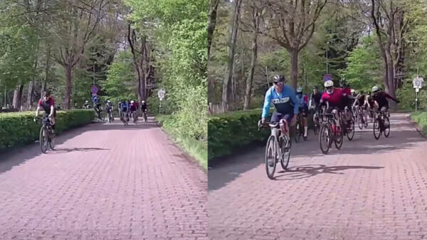 Groepje wielrenners is boos want ze willen geen auto's op HUN weg