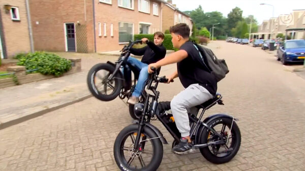 Eindelijk: Kabinet wil helmplicht voor koters tot 18 jaar op fatbikes