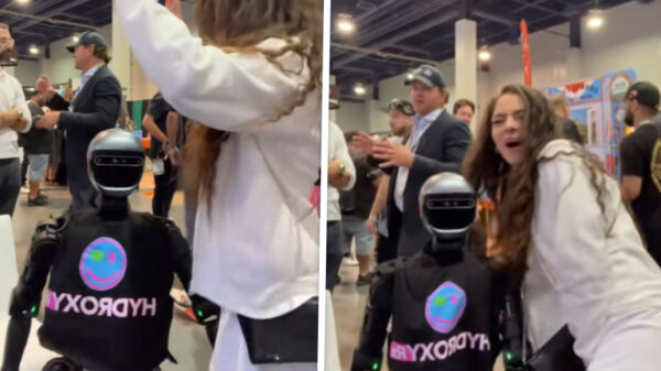 Perverse robot probeert inwendig onderzoek te verrichten bij vrouw in Las Vegas