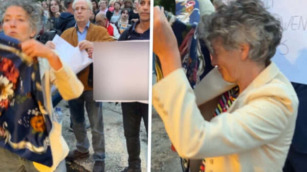 Man toont 'foute' boodschap tijdens femicide-mars, progressieve oma gooit zich ervoor