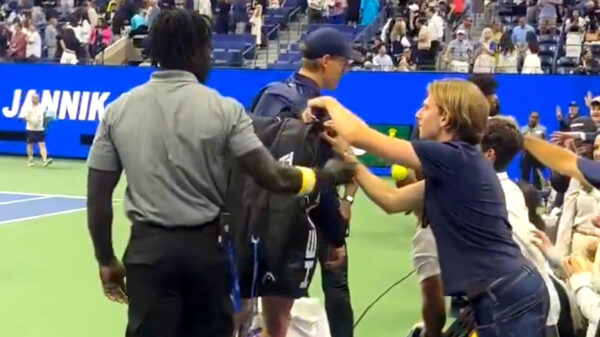 Schaamteloze actie van fan na wedstrijd Jannik Sinner op de US Open