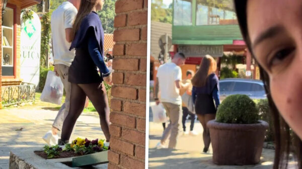 Kerel betrapt die nét iets te hard van de bezienswaardigheden geniet