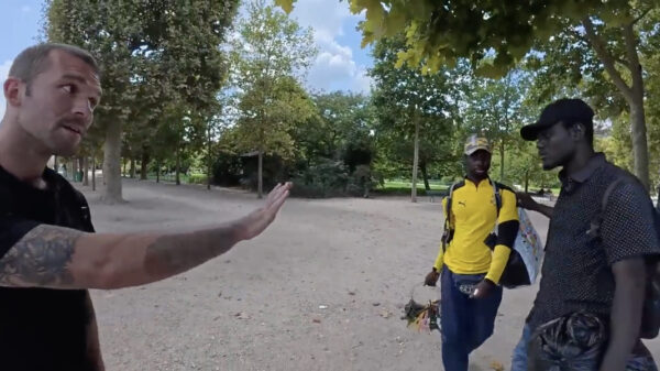 Kurt Caz die boeven vangt in Parijs gaat viraal: 3 miljoen views in 4 dagen