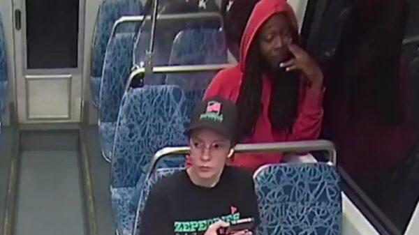 Oekraïense vrouw doodgestoken in trein, dader al eerder 14 keer gearresteerd