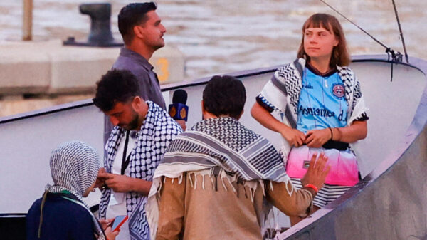 'Brand Gaza-boot Greta Thunberg ontstaan door verkeerd afvuren van fakkel'