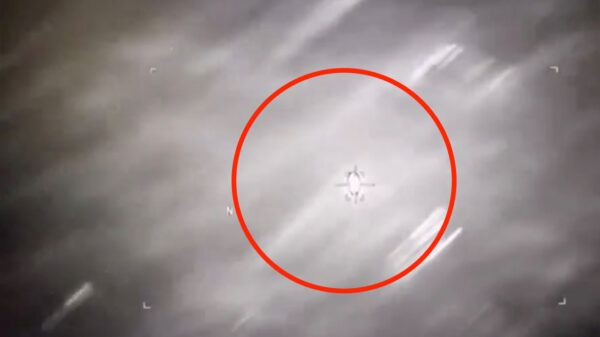 Amerikaans congres laat beelden van mislukte aanval op een UFO zien