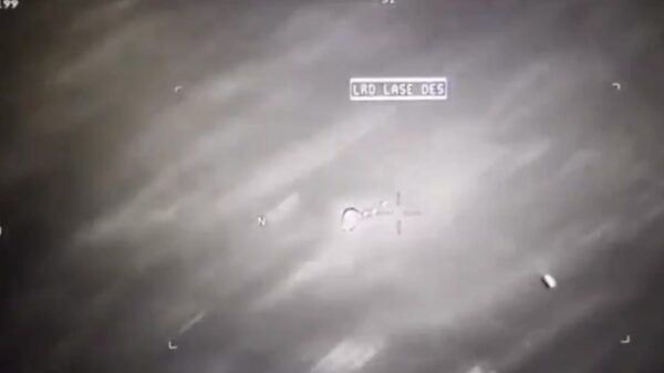 Amerikaans congres laat beelden van mislukte aanval op een UFO zien