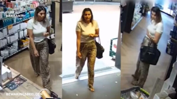 Opsporing verzocht: Politie zoekt vrouw die portemonnee uit winkelwagen jat