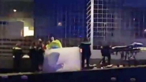 Man met wapen doodgeschoten bij De Nederlandsche Bank, getuige filmt schoten