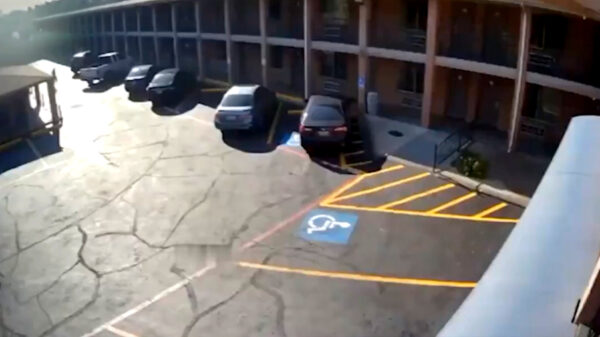 Te ziek voor woorden: Man op straat onthoofd na ruzie over kapotte wasmachine