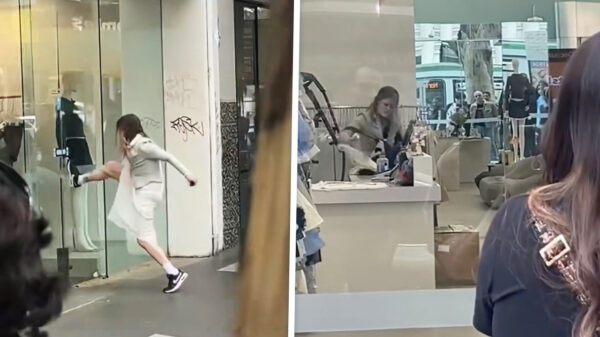 Vrouw gaat proletarisch shoppen in Melbourne, omstanders filmen rustig