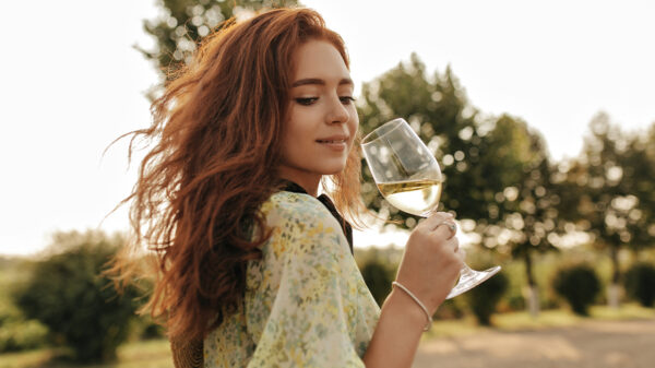 Fijn: Onderzoek wijst uit dat elk glas alcohol de kans op dementie verhoogt