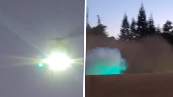 Medisch helikopter stort neer op snelweg Sacramento, drie zwaargewonden