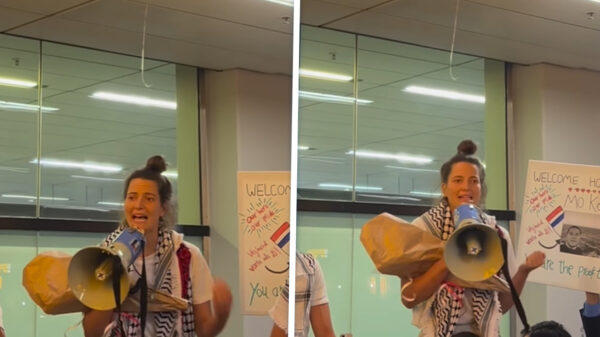 Nederlandse activiste terug van Gaza-trip, wekt irritatie met 'narcistische' speech