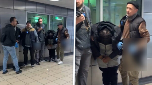 XL-kapmessen onderschept bij jochies van 15 en 16 op metrostation Londen