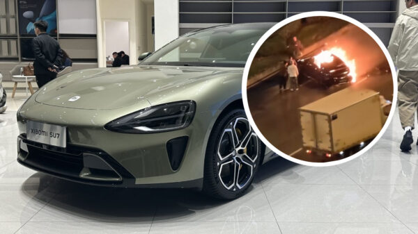 Bestuurder overlijdt in brandende Xiaomi SU7 na crash in Chengdu