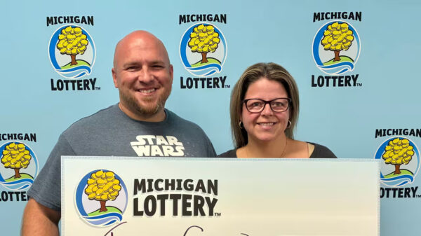 Vrouw wint $100.000 in loterij na een keurig gokje met ChatGPT-nummers