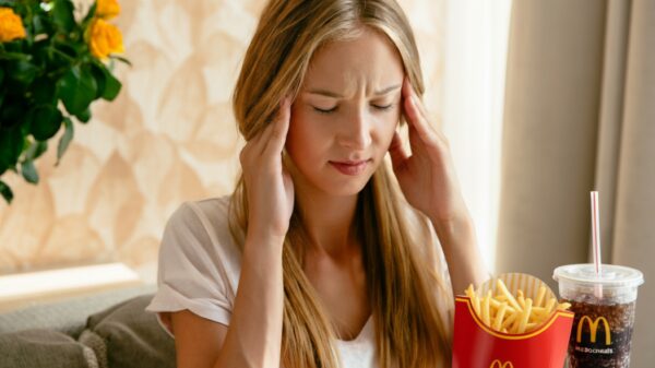 Arts legt uit waarom McDonald’s cola en friet je migraine kunnen verlichten