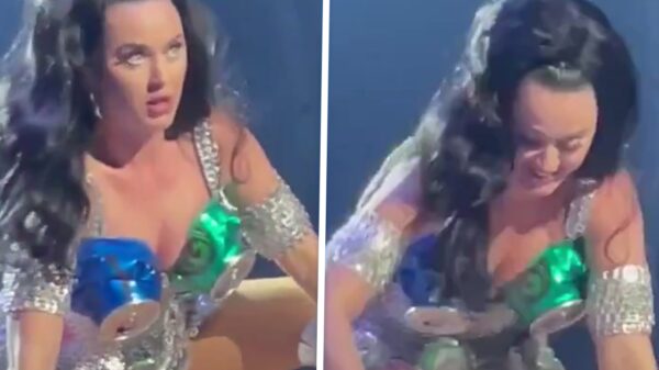 Die keer dat Katy Perry bier uit d'r beha tapte tijdens Las Vegas-debuut