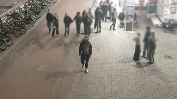 Man zwaar toegetakeld door Rotterdams tuig, politie zoekt dader met mes