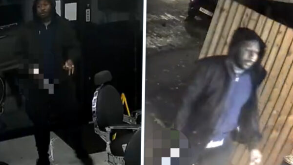 Man steekt 11 mensen neer in trein, bewakingsbeelden tonen gigantisch kapmes