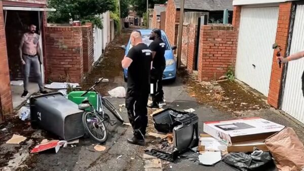 Gekkie krijgt een meltdown als zijn Citroën C3 in beslag wordt genomen