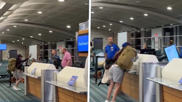 Geen plek meer in het vliegtuig? Dan maar de balie bij airport slopen