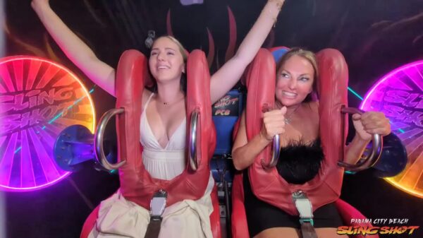 Moeder en dochter hebben hun handen vol aan wild ritje in de slingshot