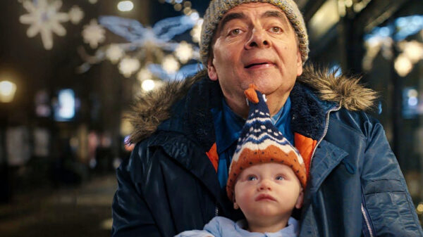 Trailer: Man Vs Baby brengt Rowan Atkinson terug naar Netflix