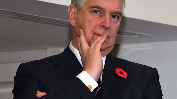 Epstein-emails lijken echtheid foto prins Andrew te bevestigen