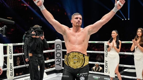 Rico Verhoeven levert na 12 jaar wereldtitel in en vertrekt bij GLORY