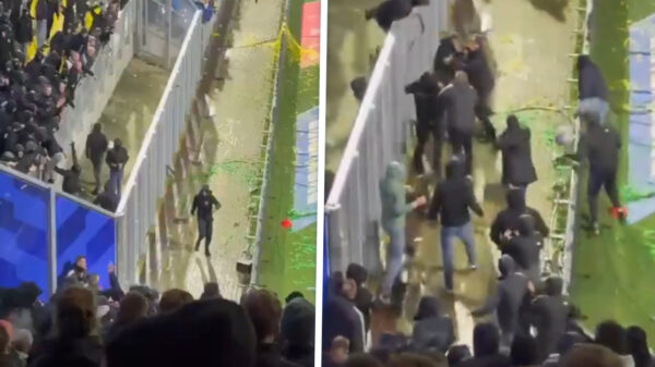 Wedstrijd Cambuur - ADO 50 minuten stilgelegd na vuurwerk en vechtpartij