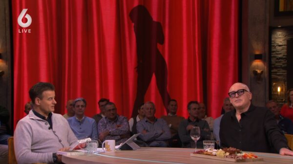 René van der Gijp reageert op geheel eigen wijze op nieuwe details Marc Overmars