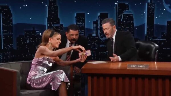Kate Beckinsale vertelt bizar ei-verhaal over haar schoonzoon Jimmy Kimmel