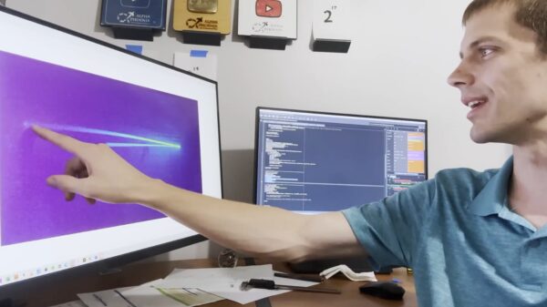 YouTuber legt de snelheid van het licht vast met een bizar snelle camera