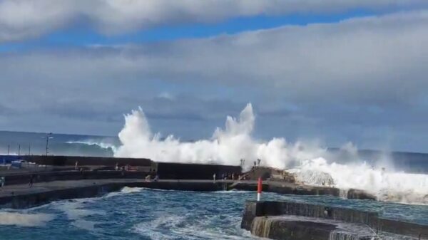 Weer 3 toeristen om het leven gekomen door hoge golven bij Tenerife