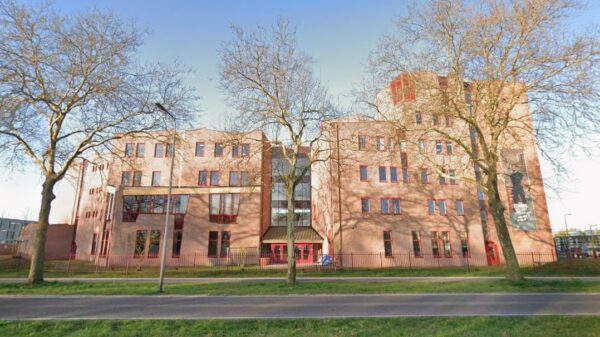 Jongen (17) steekt medeleerling neer op mbo-school Oss